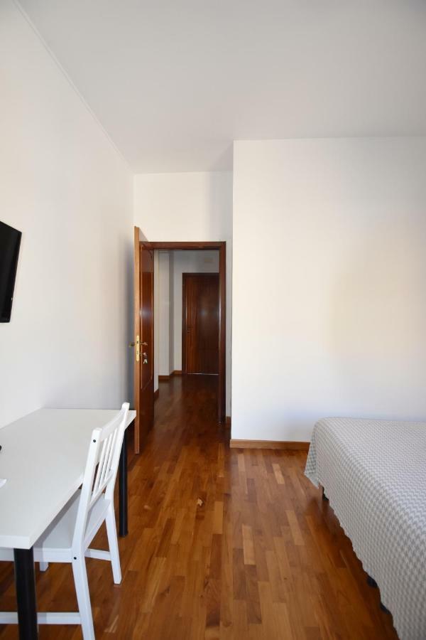 Nice And Warm Rooms Rom Exterior foto