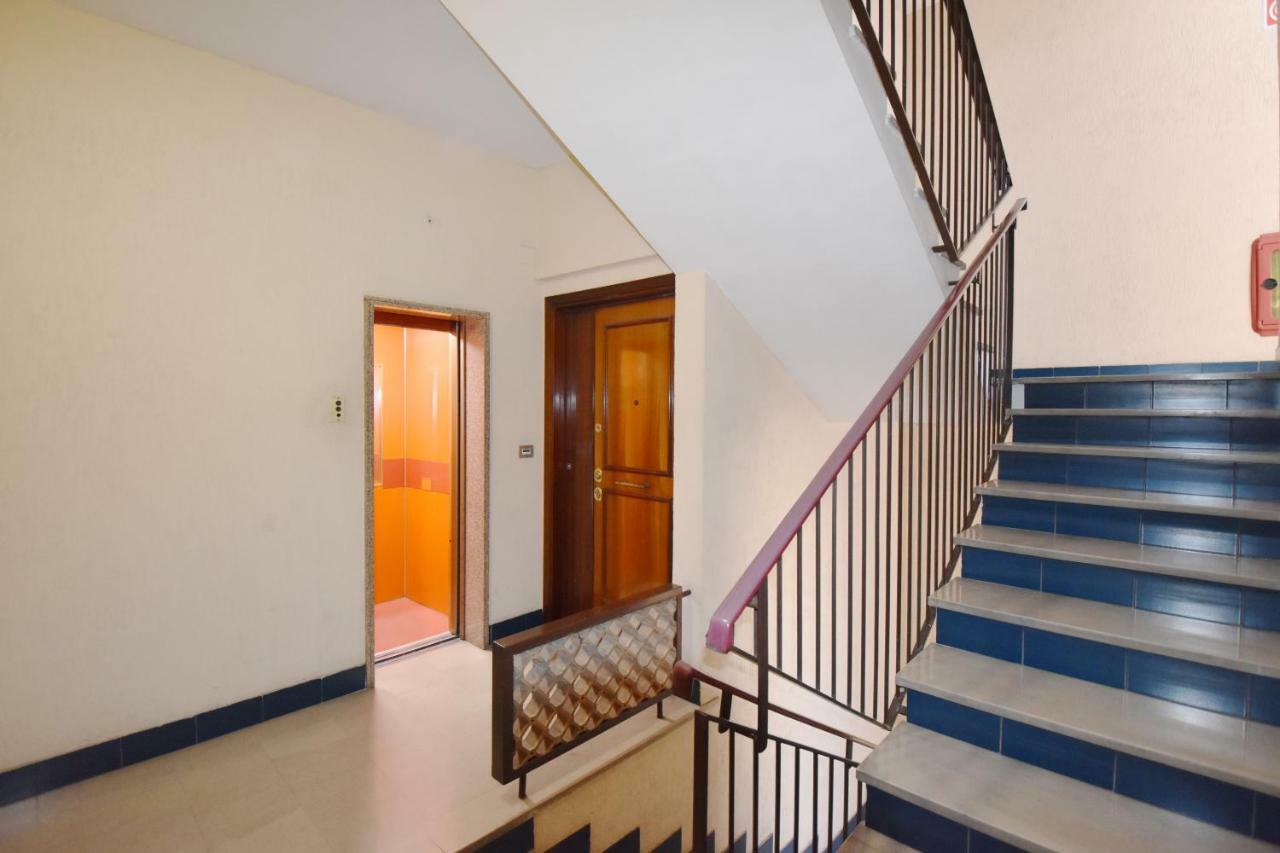 Nice And Warm Rooms Rom Exterior foto
