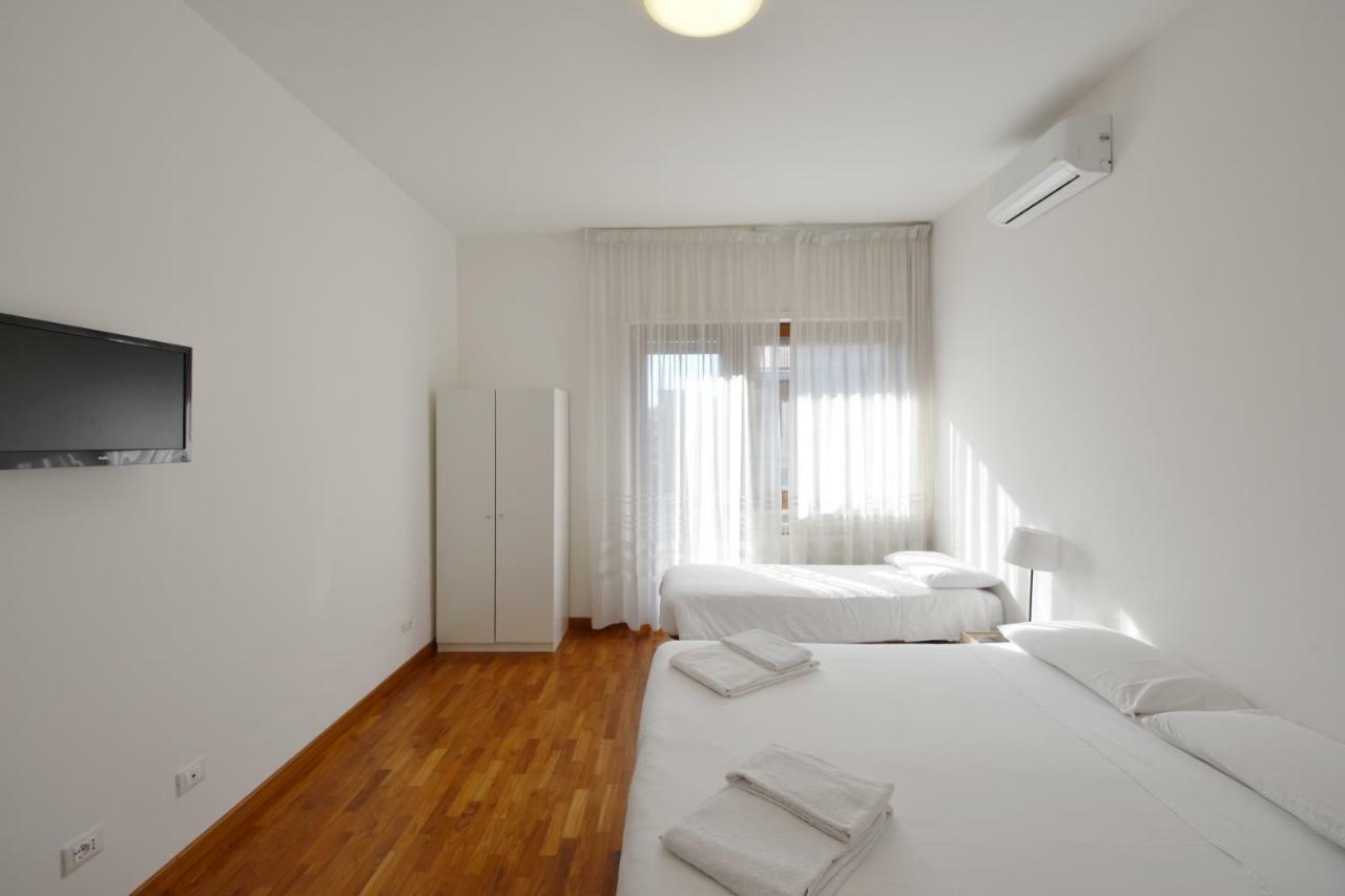 Nice And Warm Rooms Rom Exterior foto